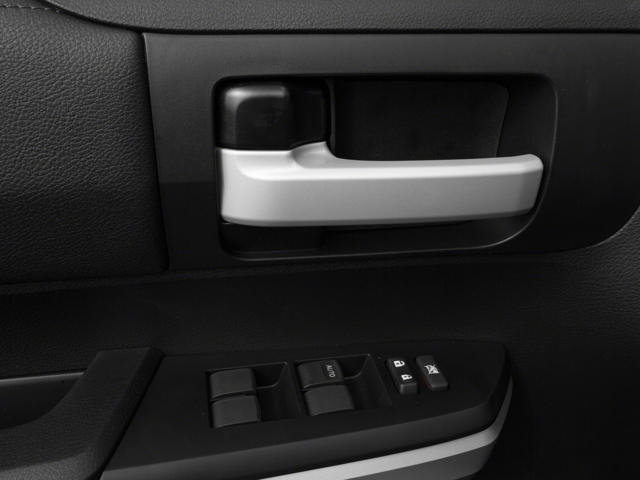 2017 Toyota Tundra SR5 5.7L V8