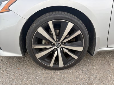 2020 Nissan Altima SR FWD