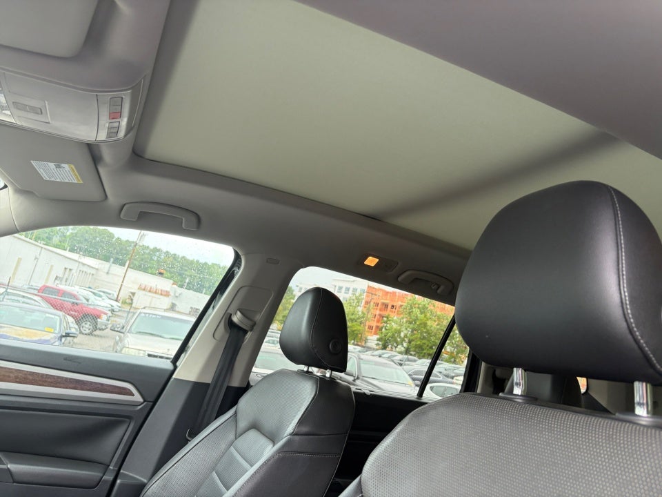 2019 Volkswagen Atlas 3.6L V6 SEL Premium