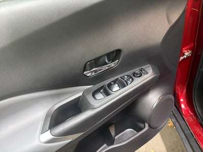 2023 Nissan Kicks SR Xtronic CVT