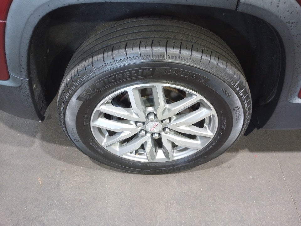 2017 GMC Acadia SLE-2