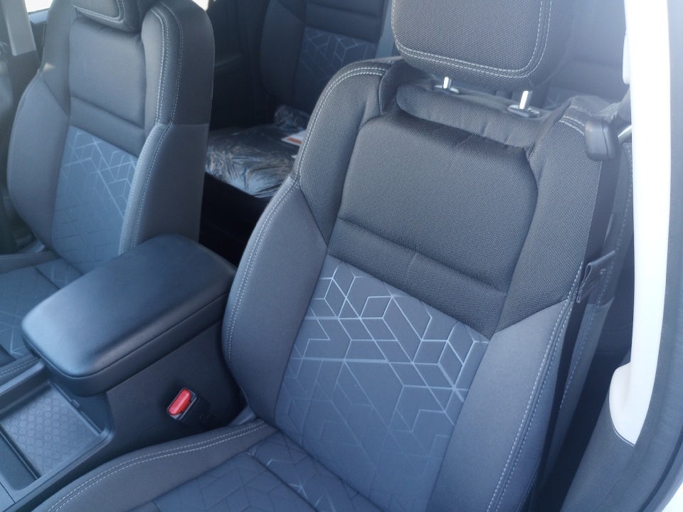 2026 Nissan Frontier Crew Cab SV 4x2