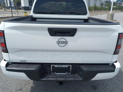 2025 Nissan Frontier SV