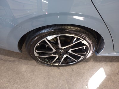 2024 Nissan Sentra SR Xtronic CVT