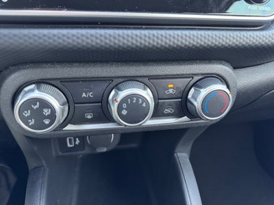 2022 Nissan Kicks S Xtronic CVT