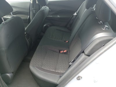 2023 Nissan Kicks SV Xtronic CVT