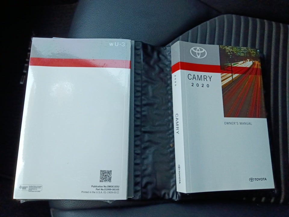 2020 Toyota Camry SE
