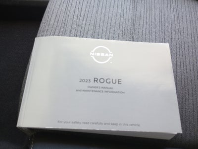 2023 Nissan Rogue SV FWD
