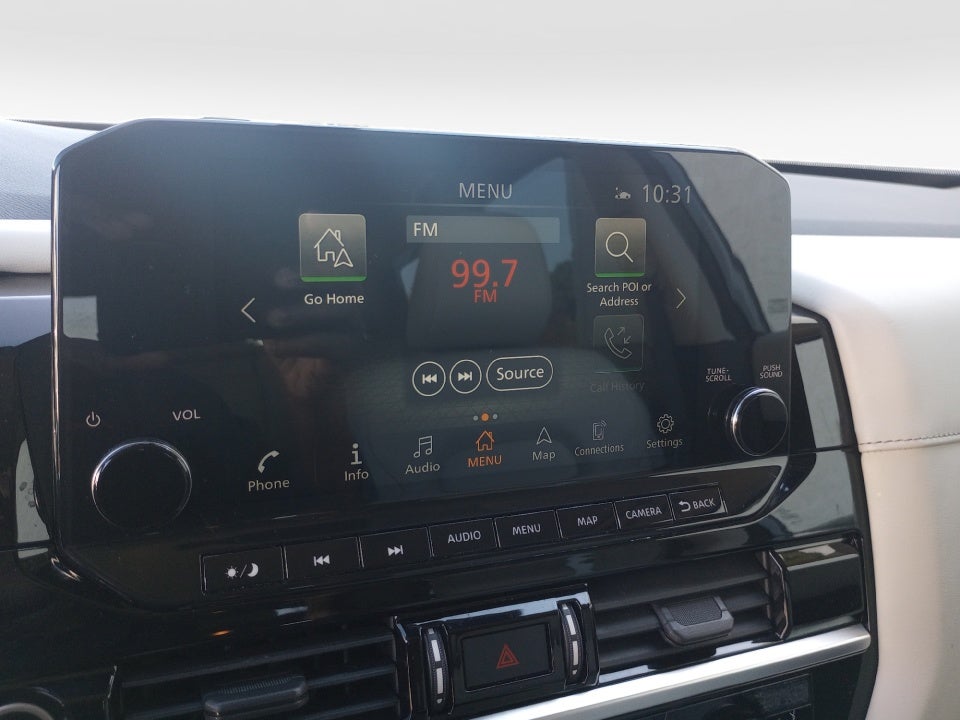 2022 Nissan Pathfinder SL 2WD