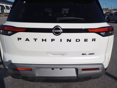 2023 Nissan Pathfinder SL 4WD