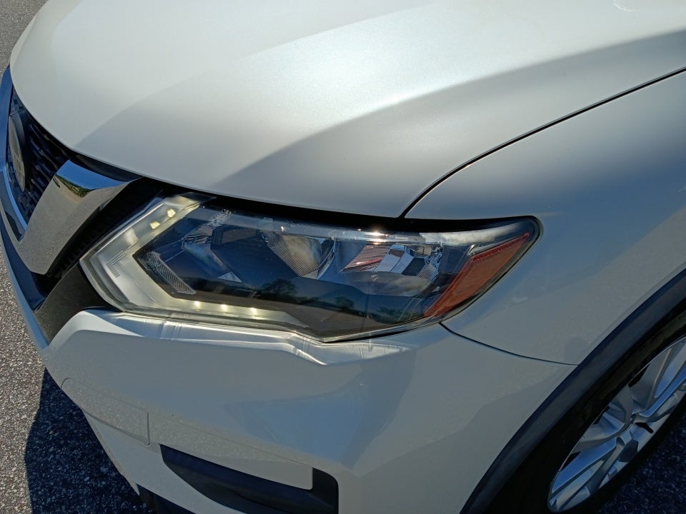 2020 Nissan Rogue SV FWD