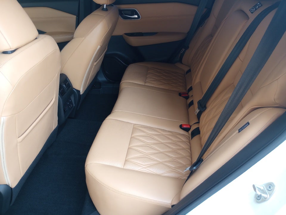 2023 Nissan Rogue Platinum FWD