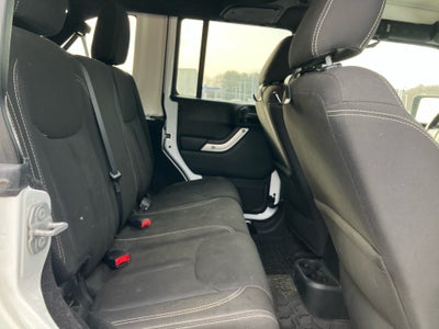 2017 Jeep Wrangler Unlimited Sahara 4x4