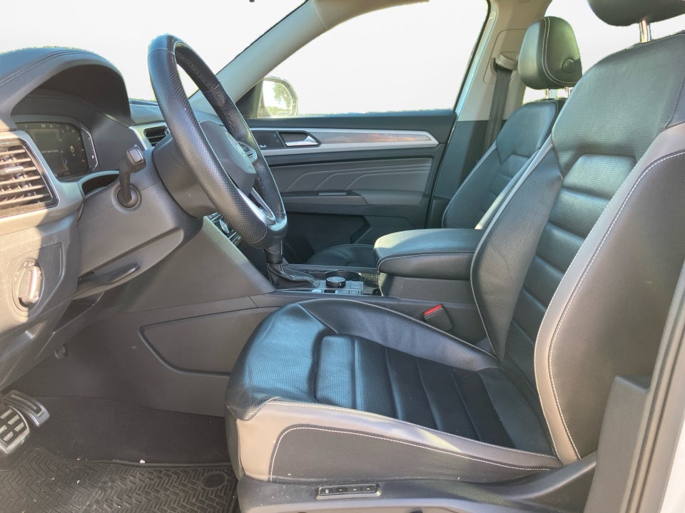 2022 Volkswagen Atlas 3.6L V6 SEL Premium R-Line