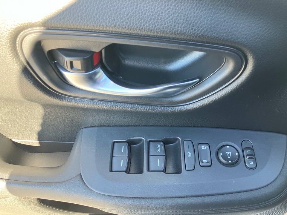 2023 Honda HR-V 2WD LX