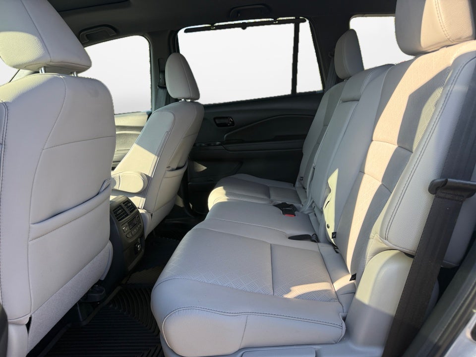2023 Honda Passport Elite
