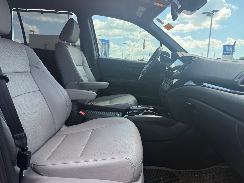 2023 Honda Passport Elite