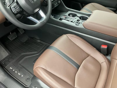 2026 Honda Pilot Touring Blackout