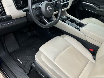 2024 Nissan Pathfinder SL 4WD