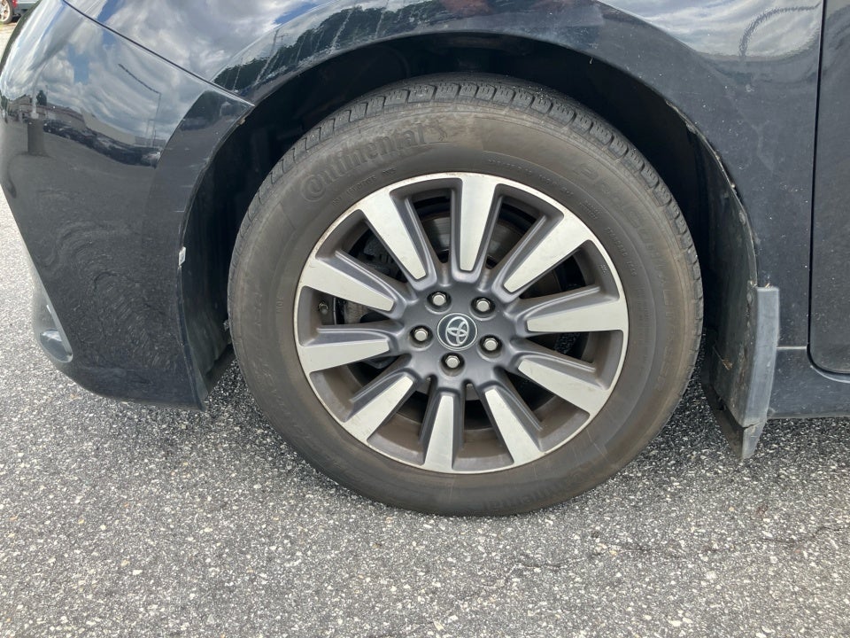 2020 Toyota Sienna Limited Premium