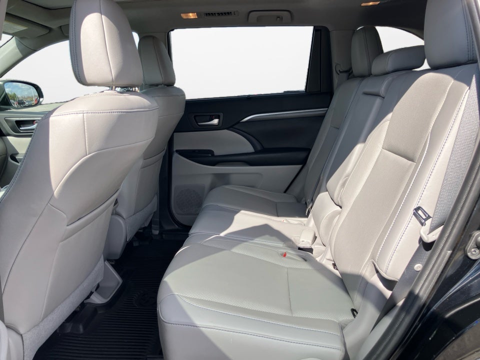 2019 Toyota Highlander Limited Platinum