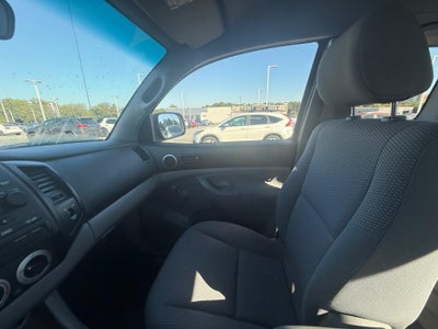 2006 Toyota Tacoma Access 128" Manual 4WD (Natl)