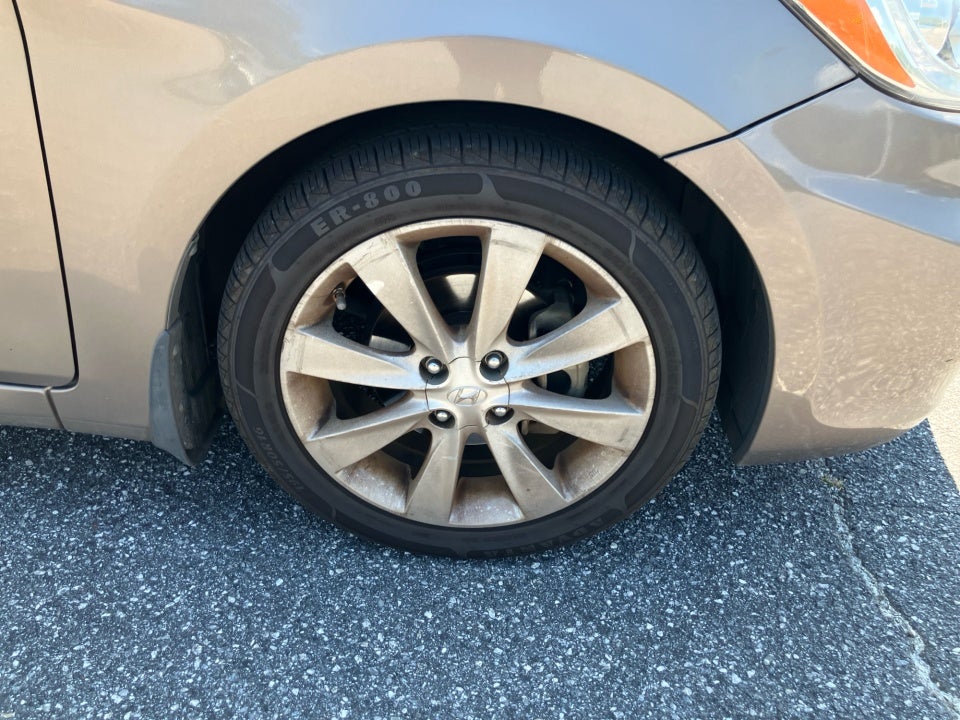 2014 Hyundai Accent SE