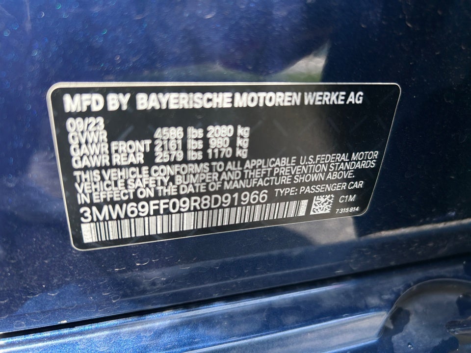 2024 BMW 330i 330i