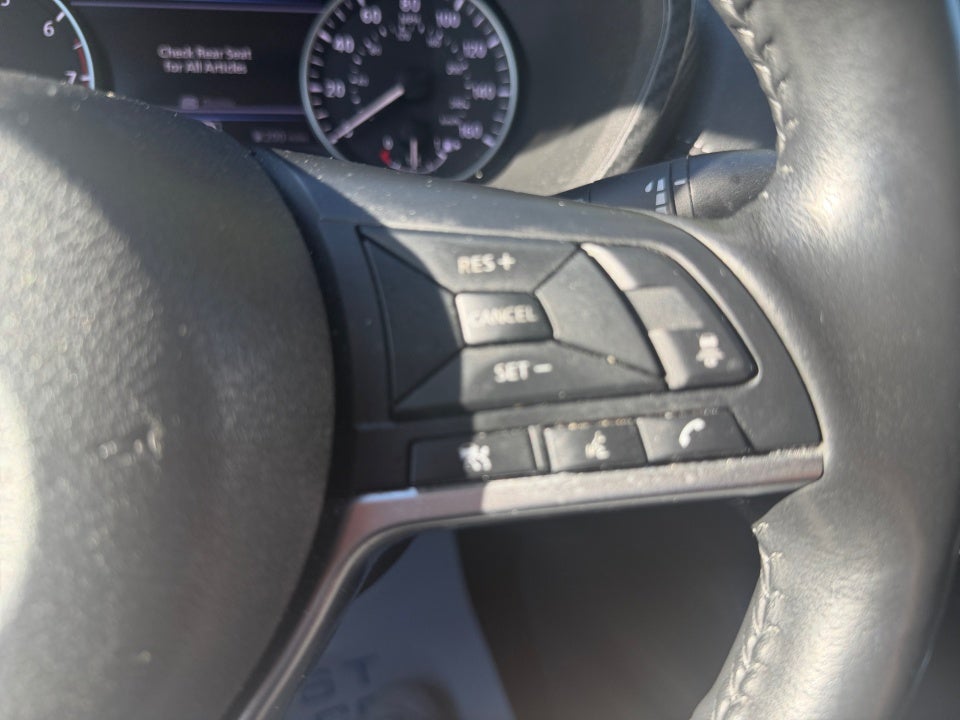 2022 Nissan Sentra SV Xtronic CVT