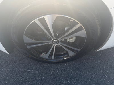 2022 Nissan Sentra SV Xtronic CVT