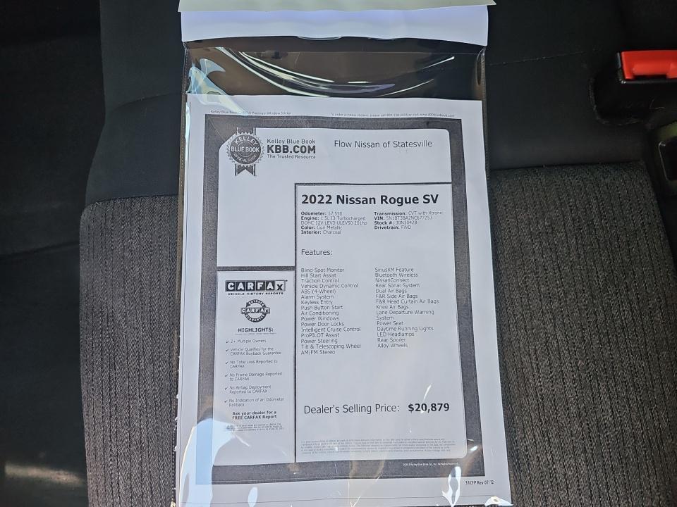 2022 Nissan Rogue SV