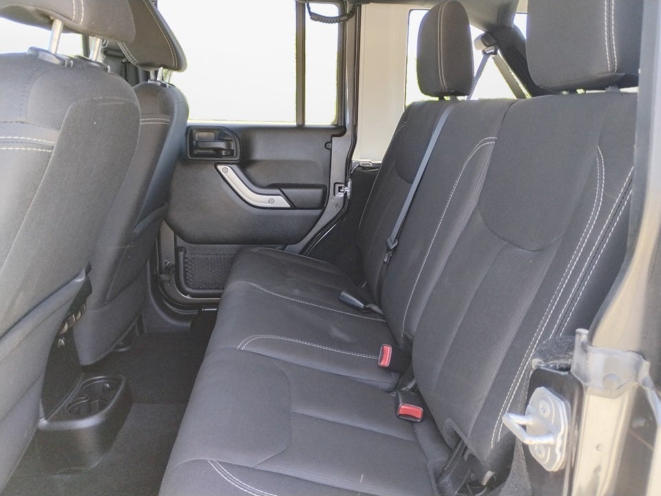 2018 Jeep Wrangler JK Unlimited Sahara