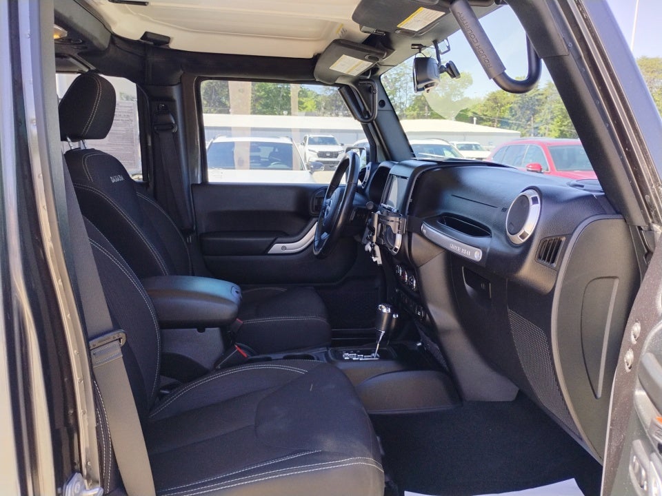 2018 Jeep Wrangler JK Unlimited Sahara