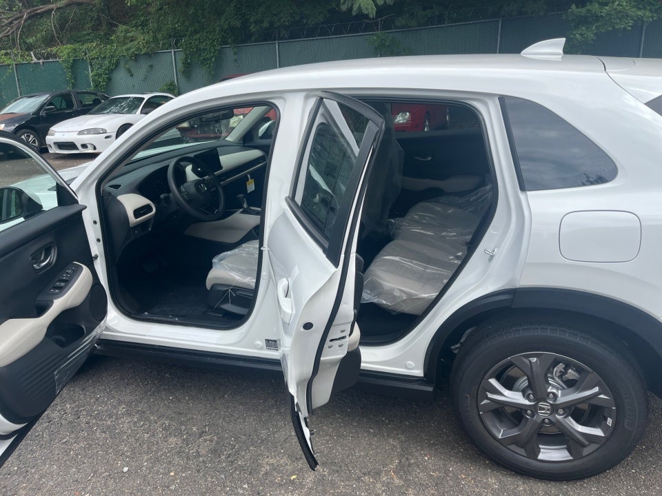2027 Honda HR-V LX