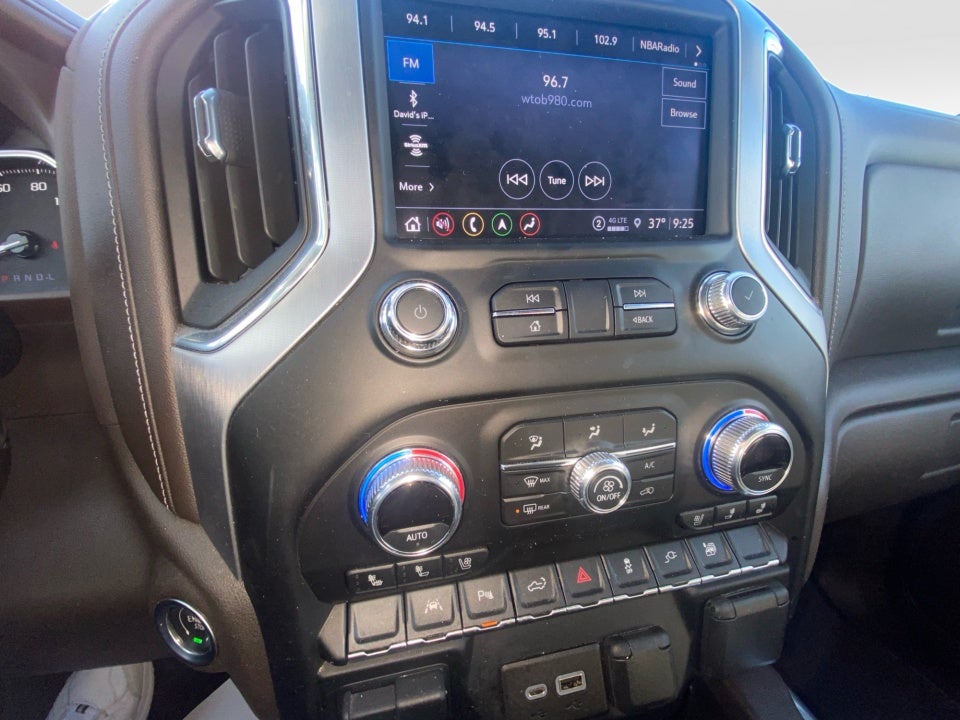 2022 GMC Sierra 1500 Limited 4WD Crew Cab Short Box SLT