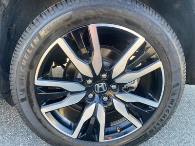 2020 Honda Pilot AWD Touring 8 Passenger