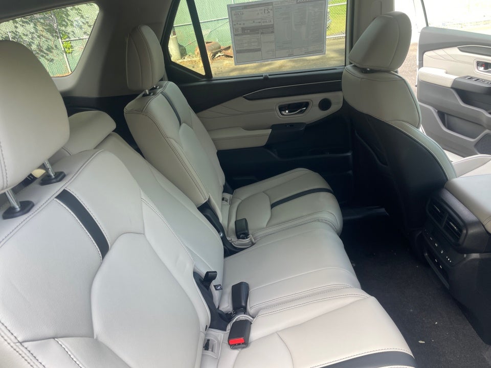 2026 Honda Pilot Touring Blackout