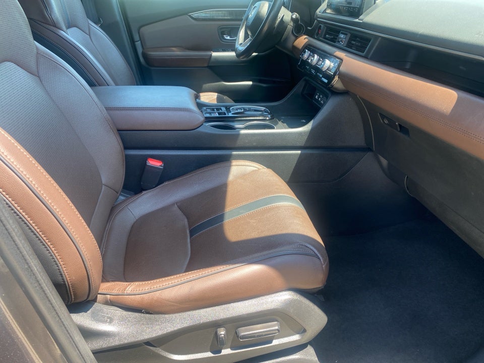 2023 Honda Pilot AWD Elite
