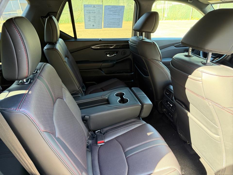 2025 Honda Pilot Black Edition