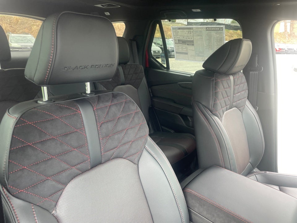 2026 Honda Pilot Black Edition
