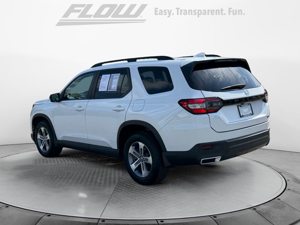 2023 Honda Pilot 2WD Sport