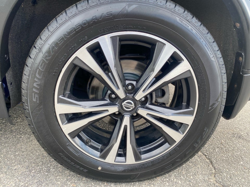 2020 Nissan Rogue SV FWD