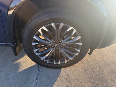 2024 Nissan Rogue Platinum FWD