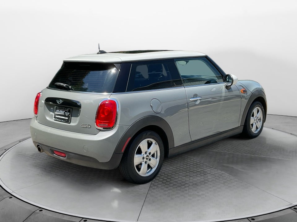 2016 MINI Hardtop Cooper