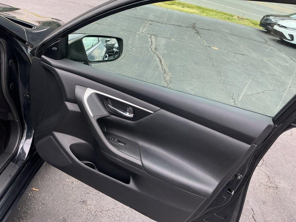 2017 Nissan Altima 2.5 SV