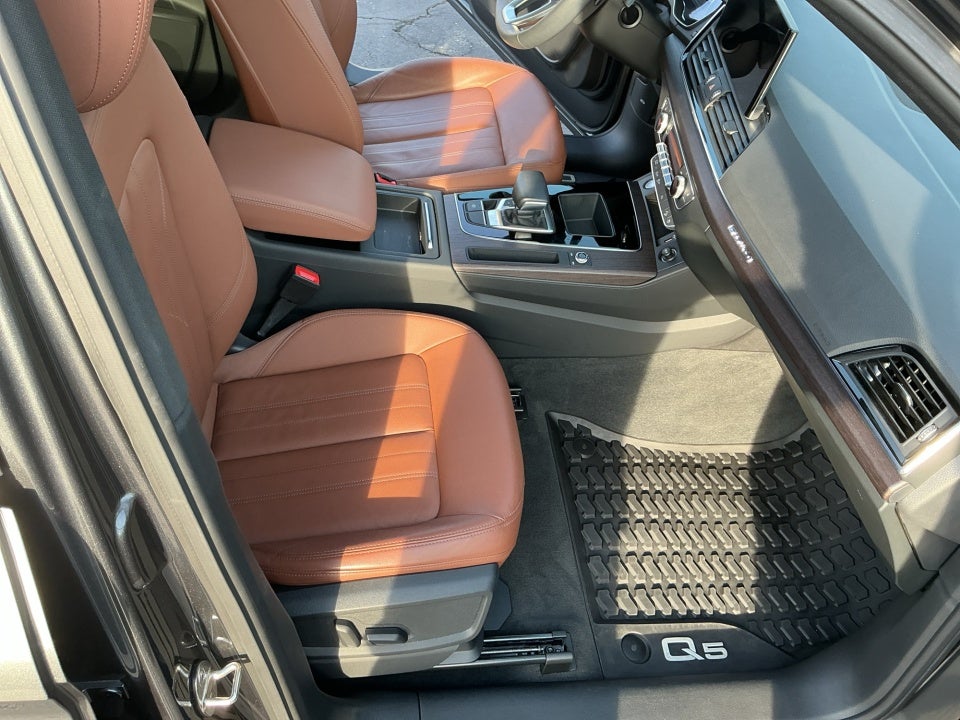 2022 Audi Q5 Premium 45 TFSI S line quattro S tronic