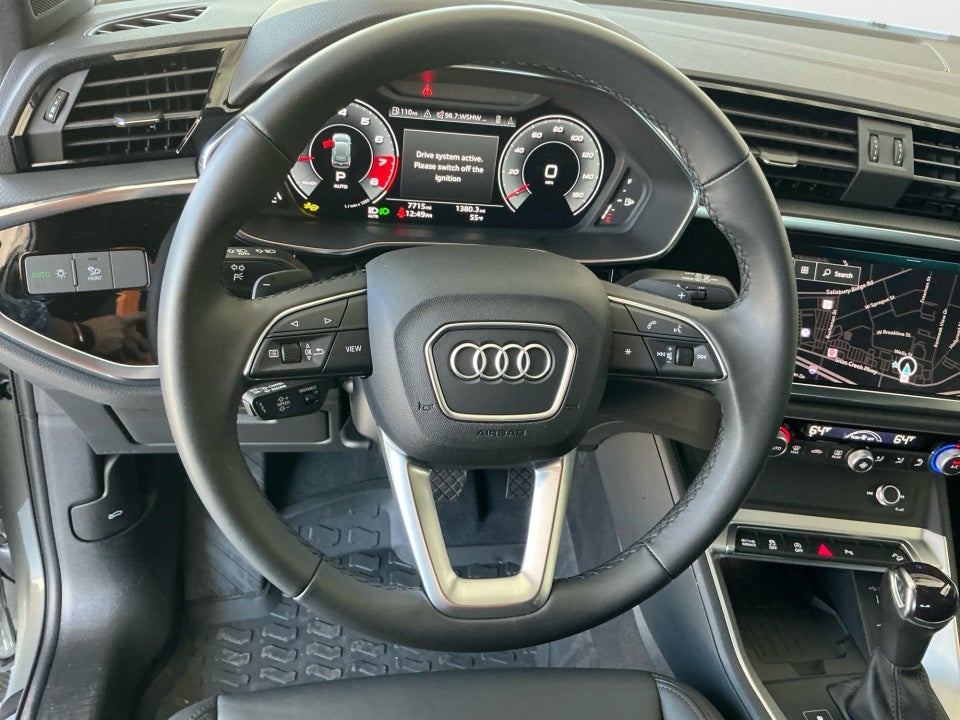 2025 Audi Q3 Premium 45 TFSI S line quattro Tiptronic