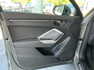 2025 Audi Q3 Premium 45 TFSI S line quattro Tiptronic