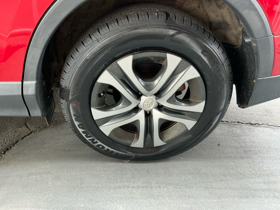 2016 Toyota RAV4 LE