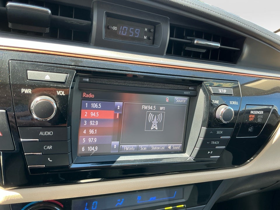 2016 Toyota Corolla LE